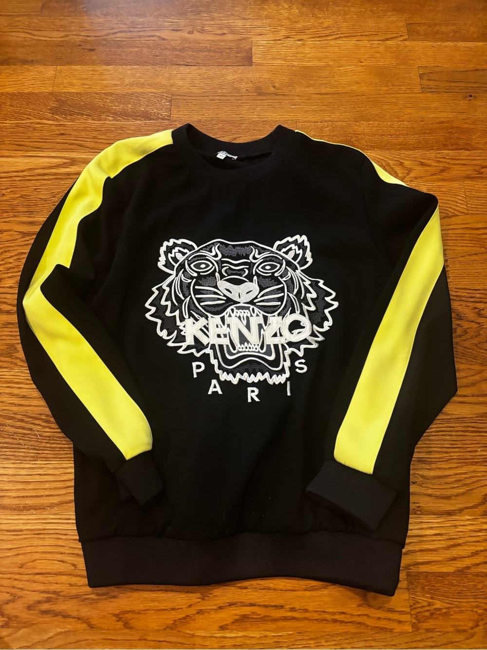 Kenzo Paris Tiger Sweater in Black & highlighter yellow XS